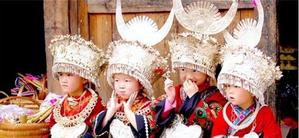 云南和贵州都有哪些姓氏，是明朝时随军进入居住的？有你的姓氏吗休闲区蓝鸢梦想 - Www.slyday.coM