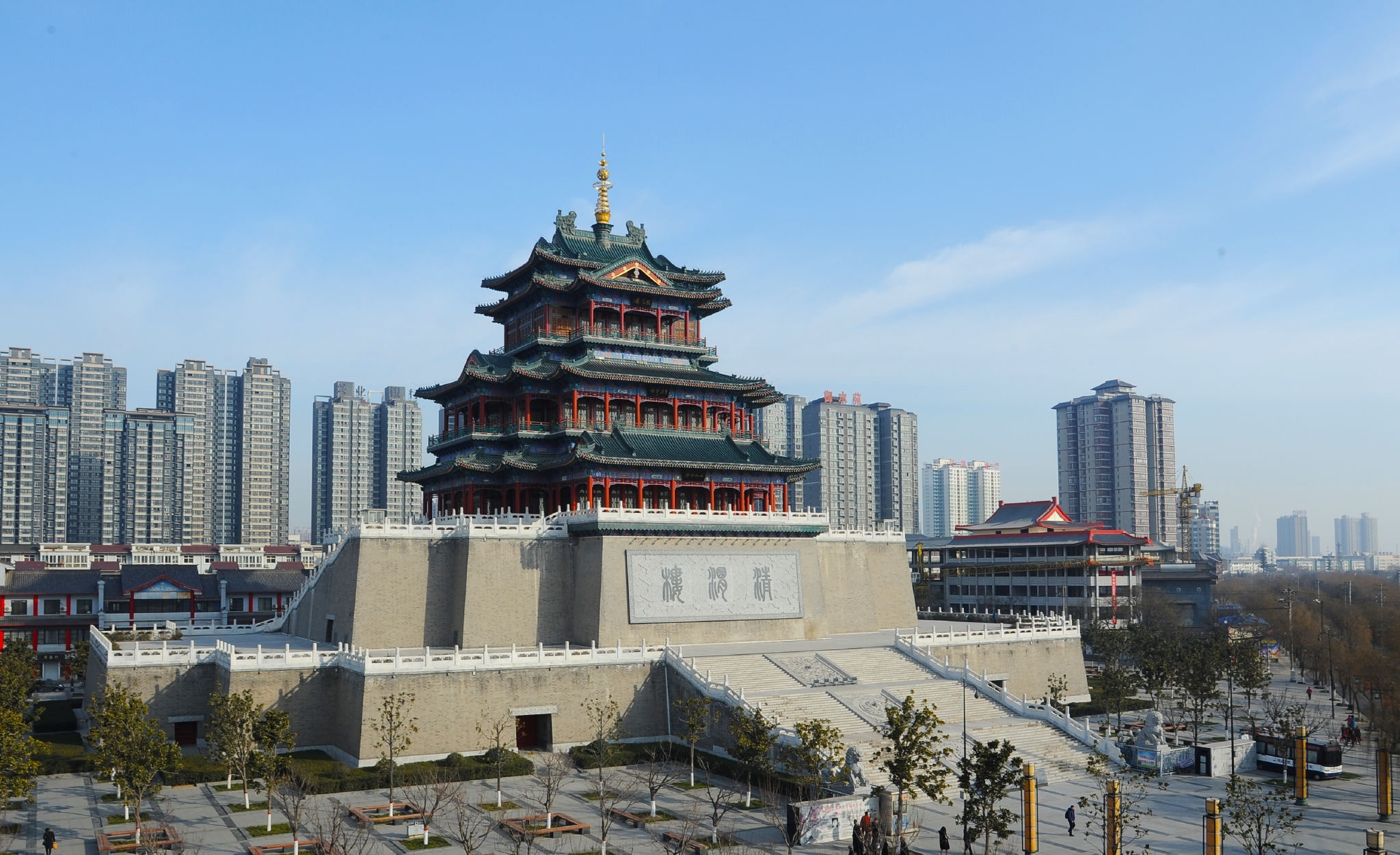 渭城诗意千载悠咸阳古原尽王侯走进中华民族第一个大一统王朝之都