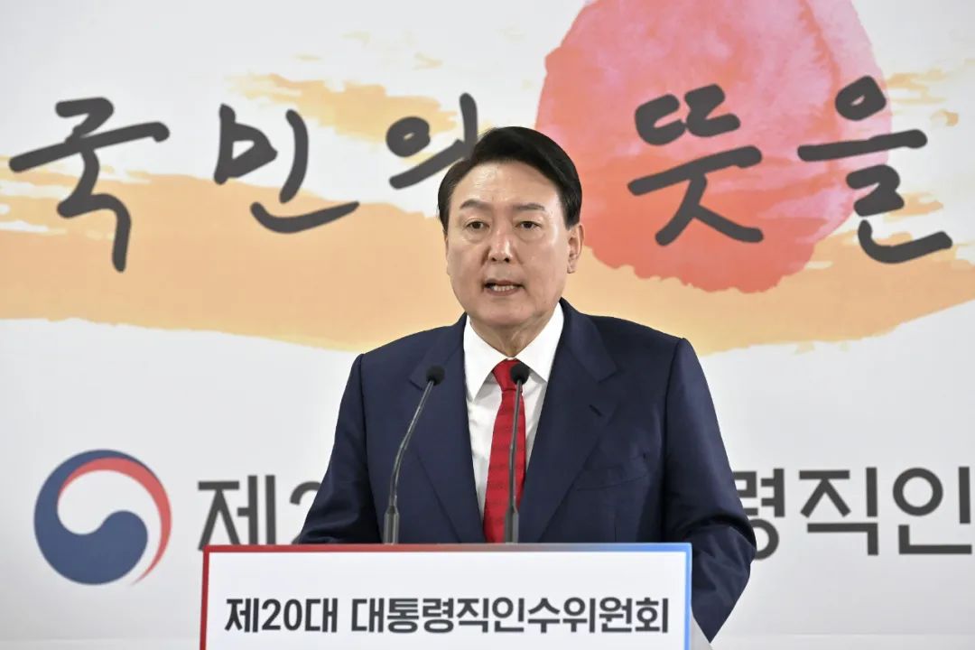 吃瓜入口网友科普：揭秘韩国现在的总统是谁及其影响