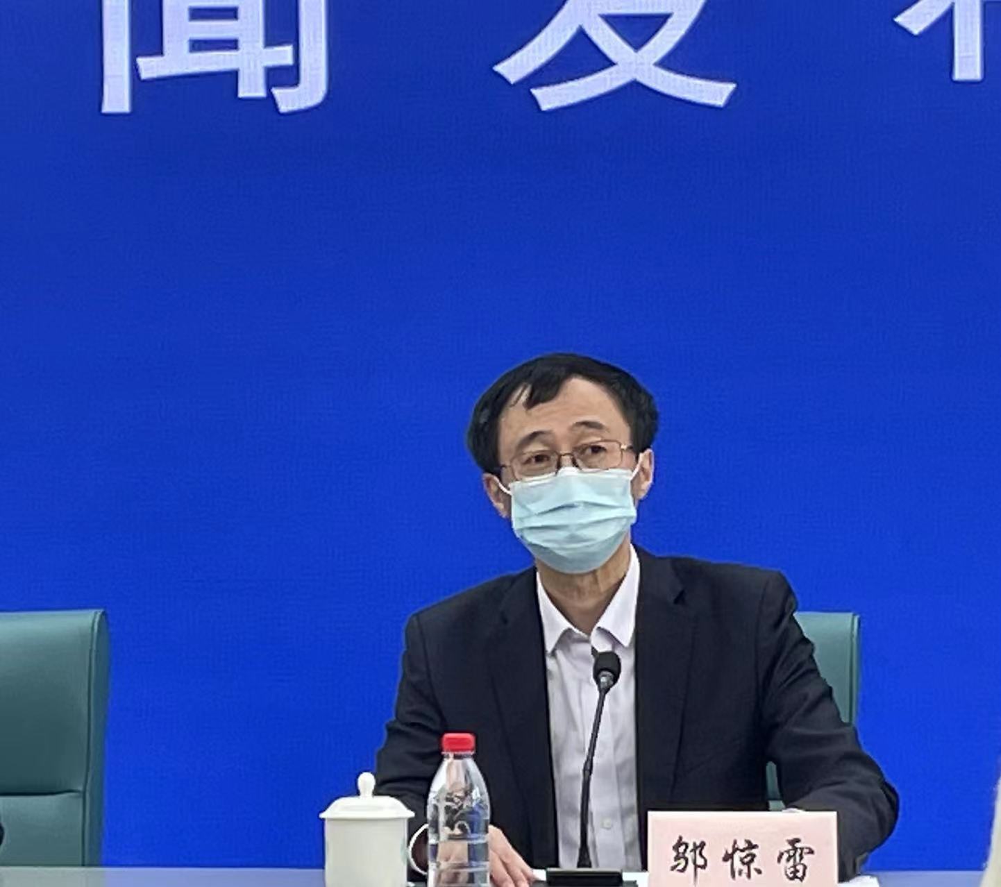 网传苏州专门为上海病人建方舱医院？假！今起上海将启用世博展览馆临时集中隔离收治点丨疫情防控新闻发布会休闲区蓝鸢梦想 - Www.slyday.coM