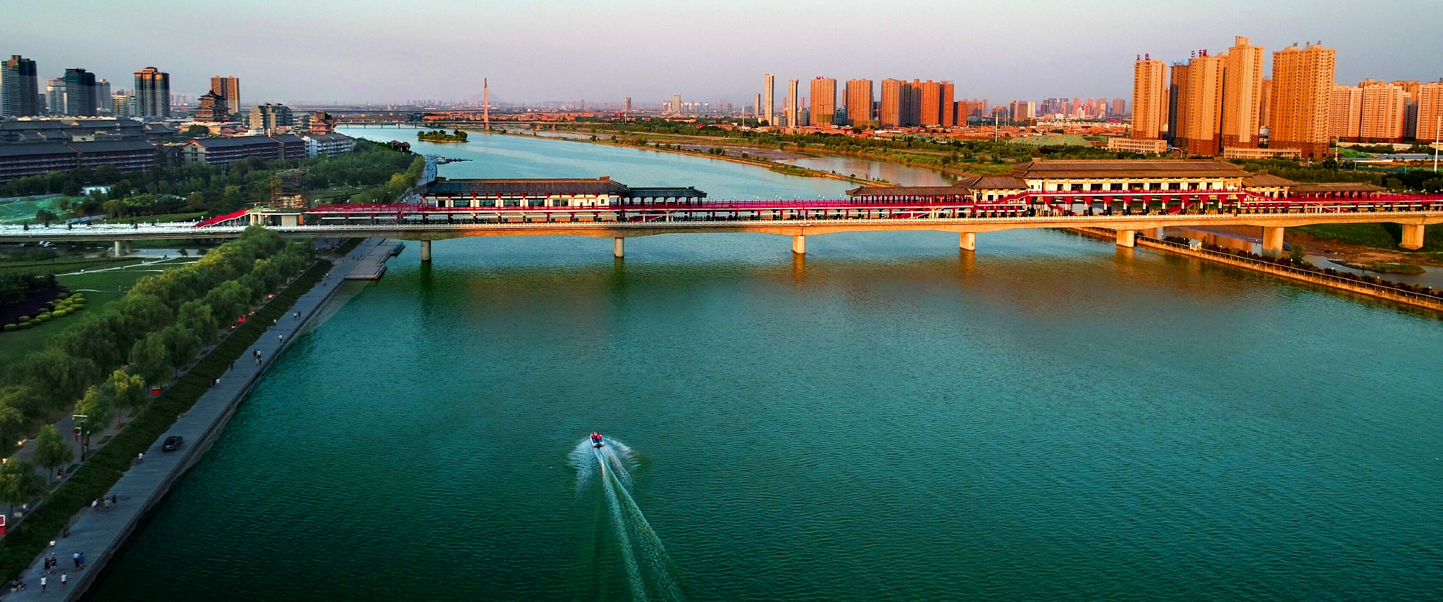 渭城诗意千载悠,咸阳古原尽王侯——走进中华民族第一个大一统王朝之