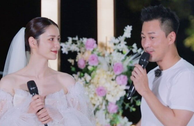 张馨月在结婚后为林峯生下了一个女儿,这位男神也一改以前的高冷,变身