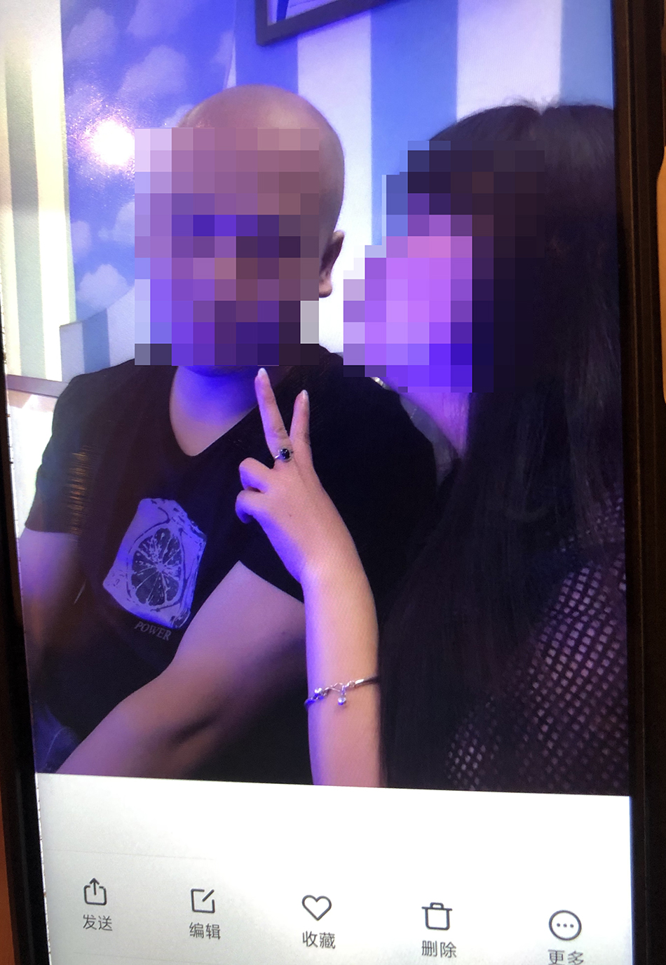 黄宁说，他和蔺河如在一起5年，在一起的每一天都很甜蜜。