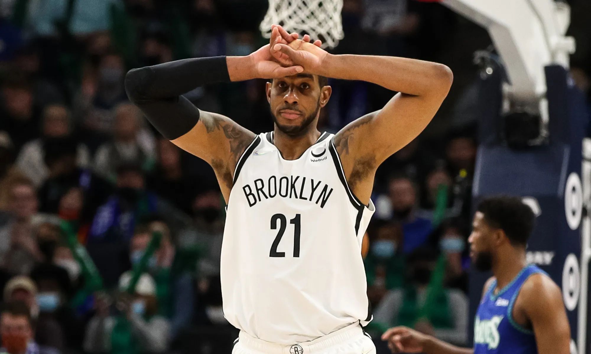 阿德考虑退役很难再回篮网夺冠愿望恐落空怪哈登欧文耽误了他