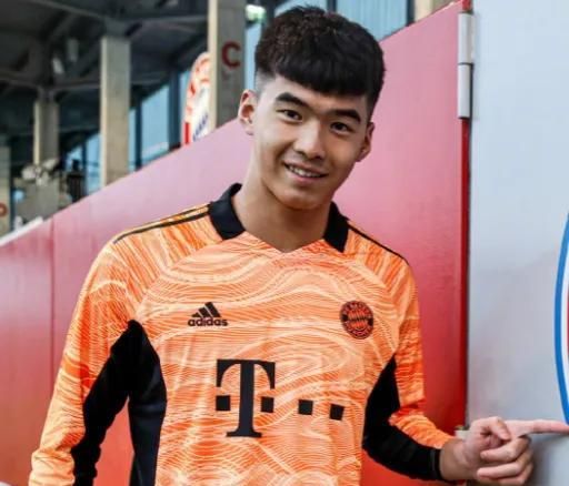 盘点下一届12强赛有哪些球员能成为国足主力休闲区蓝鸢梦想 - Www.slyday.coM 盘点下一届12强赛有哪些球员能成为国足主力休闲区蓝鸢梦想 - Www.slyday.coM