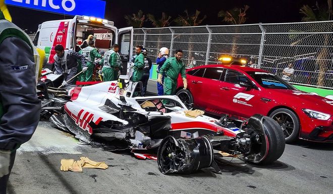 F1沙特站佩雷兹夺生涯首杆 周冠宇再晋Q2列第13休闲区蓝鸢梦想 - Www.slyday.coM F1沙特站佩雷兹夺生涯首杆 周冠宇再晋Q2列第13休闲区蓝鸢梦想 - Www.slyday.coM