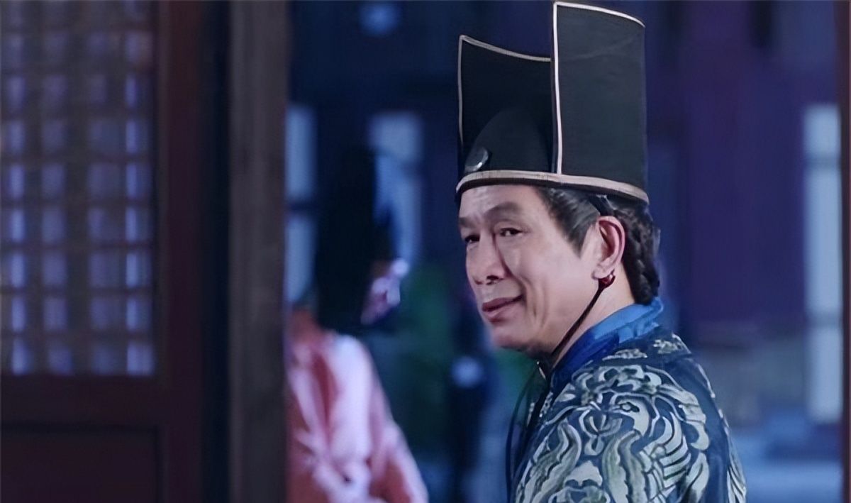 历史上最可敬太监宣读圣旨时故意读错一字救下千人性命