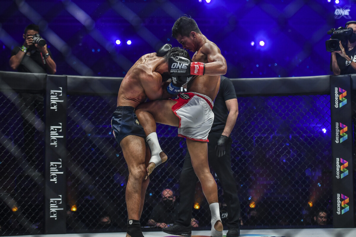 12连胜苏波邦完胜马拉特成功复仇状态近乎无敌将战阿拉佐夫