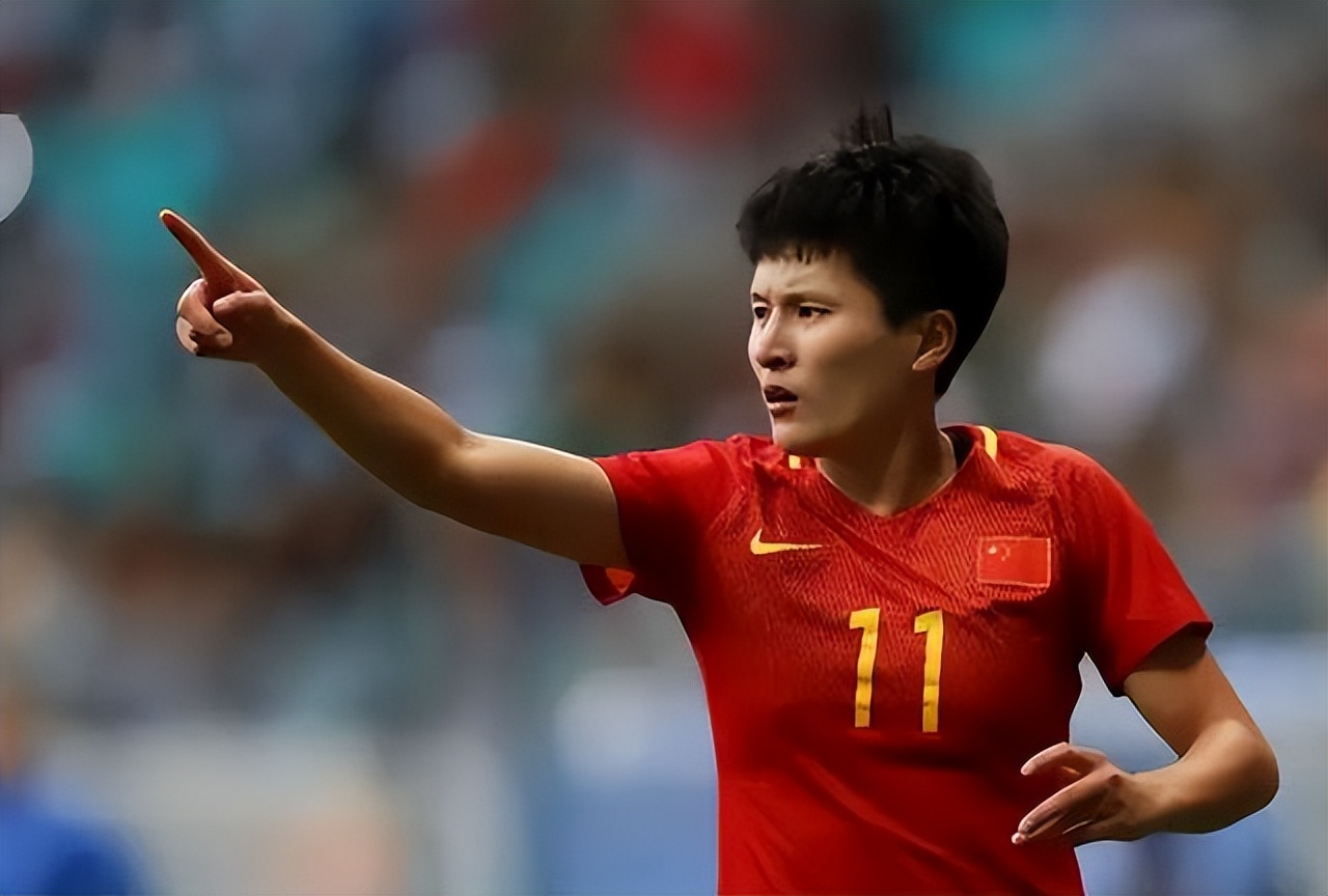 3-0强势夺冠!中国女足大将上演帽子戏法,完胜国足队长王珊珊|王珊珊|中国女足|女足_新浪新闻
