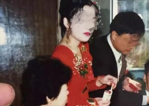 西安杀妻案纪实:丈夫杀妻后将尸体制成腊肉,放家中“珍藏”11年休闲区蓝鸢梦想 - Www.slyday.coM 西安杀妻案纪实:丈夫杀妻后将尸体制成腊肉,放家中“珍藏”11年休闲区蓝鸢梦想 - Www.slyday.coM