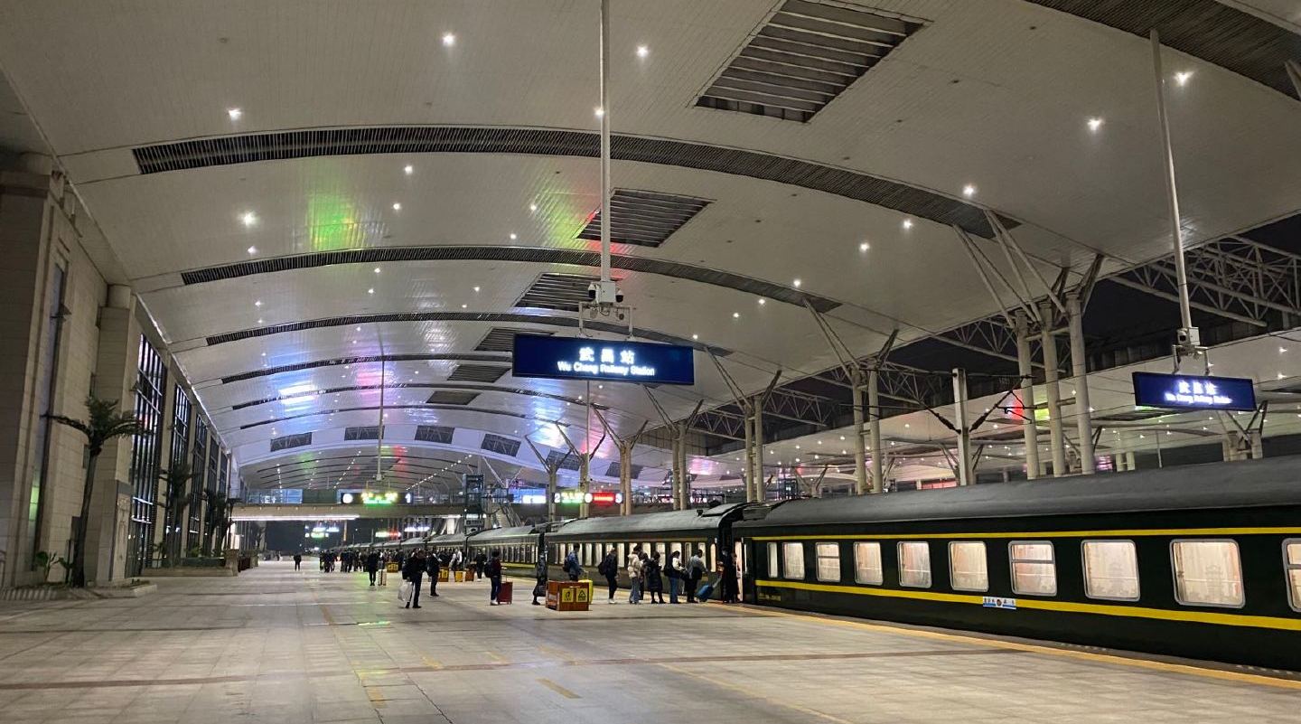 最舒服的列车车厢高软