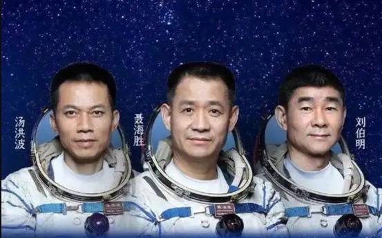 “太空三人组”返航倒计时，神舟十四号准备接棒，会有邓清明吗？休闲区蓝鸢梦想 - Www.slyday.coM