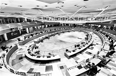 乌克兰加入欧盟为何“现实很骨感”休闲区蓝鸢梦想 - Www.slyday.coM