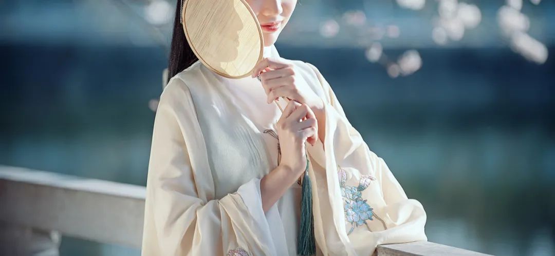 3位杰出女性 8句传世名言 屠呦呦 新浪新闻