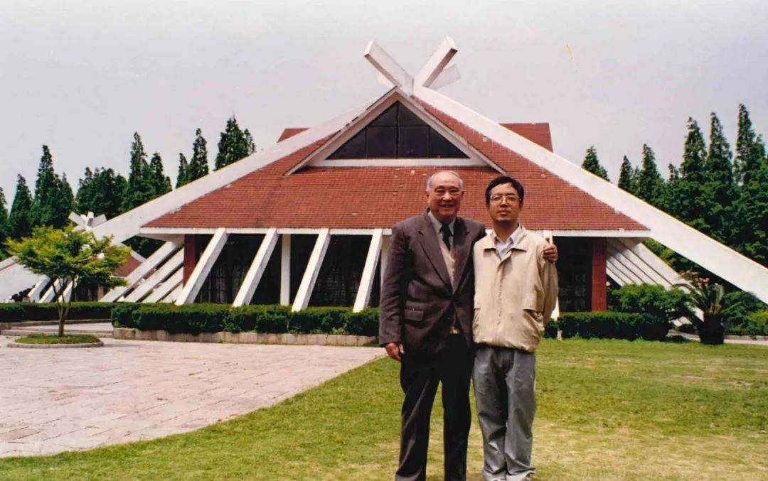 痛心！《龙：一种未明的动物》作者马小星先生去世，再见文坛大师休闲区蓝鸢梦想 - Www.slyday.coM