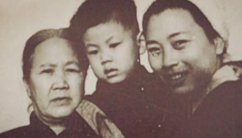 著名歌唱家王昆：与丈夫同年去世,弥留之际终于解开心结休闲区蓝鸢梦想 - Www.slyday.coM