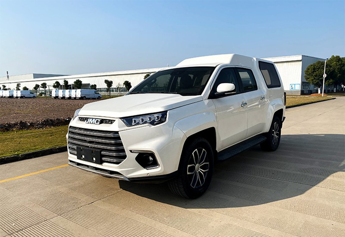 6字头江铃域虎9上市享suv待遇不受限不报废20t汽油四驱