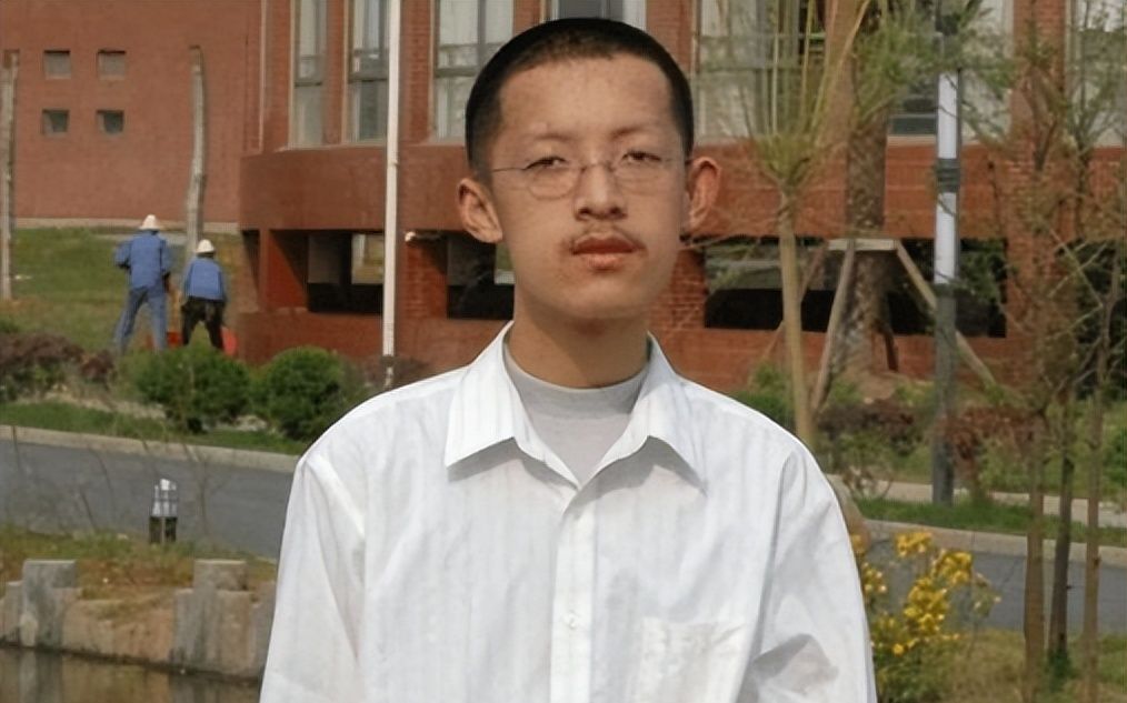 北大数学天才“柳神”坚持出家，父母说啥也拦不住，原因叫人深思休闲区蓝鸢梦想 - Www.slyday.coM