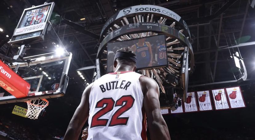 炸了篮网热火酝酿3换2交易本西蒙斯吉米巴特勒互换东家