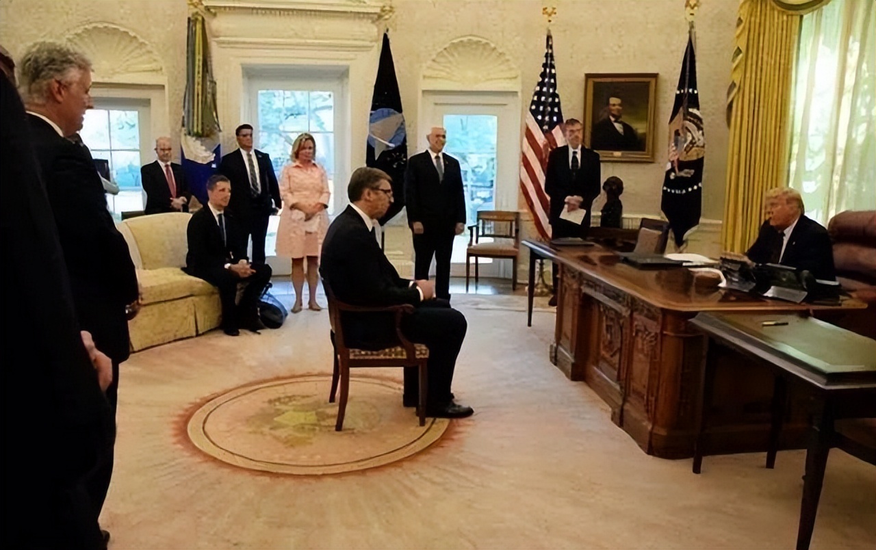 23年前美军正在对南联盟狂轰滥炸武契奇绝不加入北约