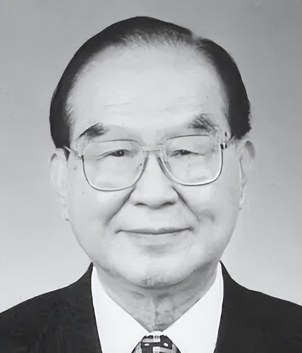 著名音乐家周巍峙：与妻子同年去世,弥留之际妻儿的矛盾成遗憾休闲区蓝鸢梦想 - Www.slyday.coM