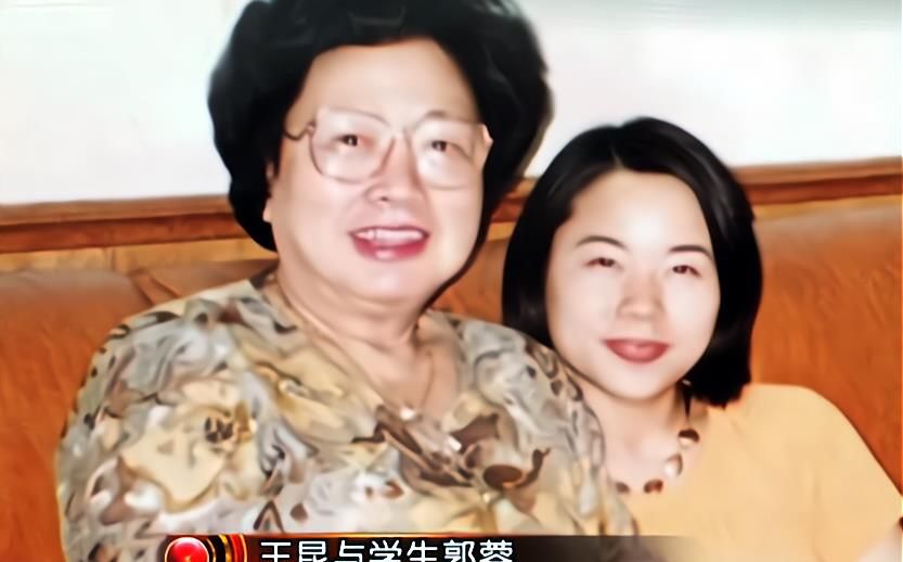 著名歌唱家王昆：与丈夫同年去世,弥留之际终于解开心结休闲区蓝鸢梦想 - Www.slyday.coM