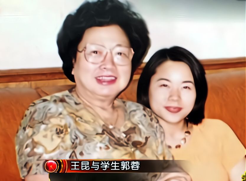 著名音乐家周巍峙：与妻子同年去世,弥留之际妻儿的矛盾成遗憾休闲区蓝鸢梦想 - Www.slyday.coM