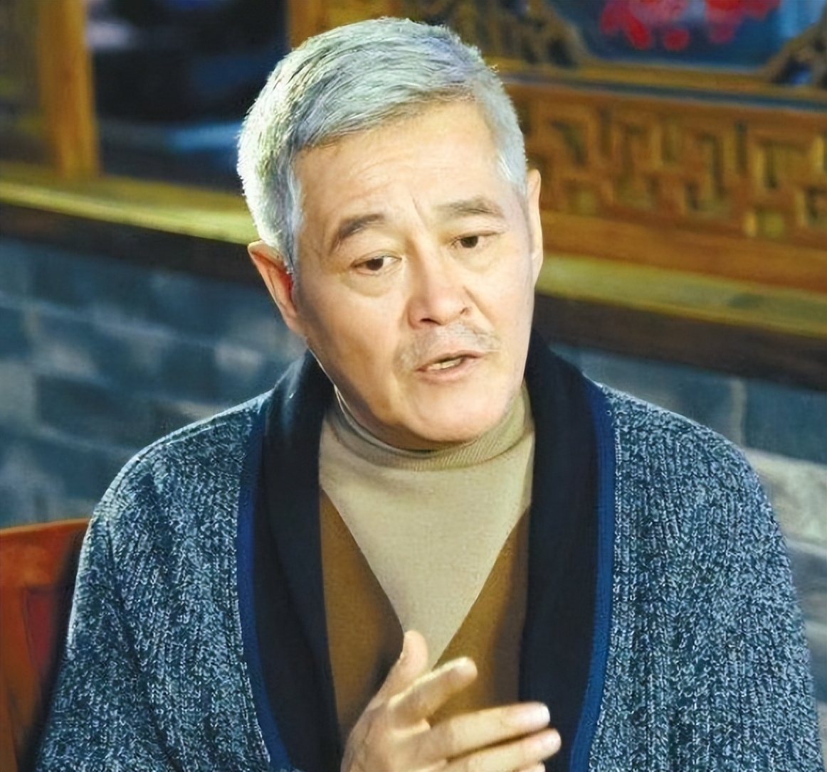 三天两百万票房、满屏差评,文松亲手扯下“导演零门槛”的遮羞布休闲区蓝鸢梦想 - Www.slyday.coM 三天两百万票房、满屏差评,文松亲手扯下“导演零门槛”的遮羞布休闲区蓝鸢梦想 - Www.slyday.coM