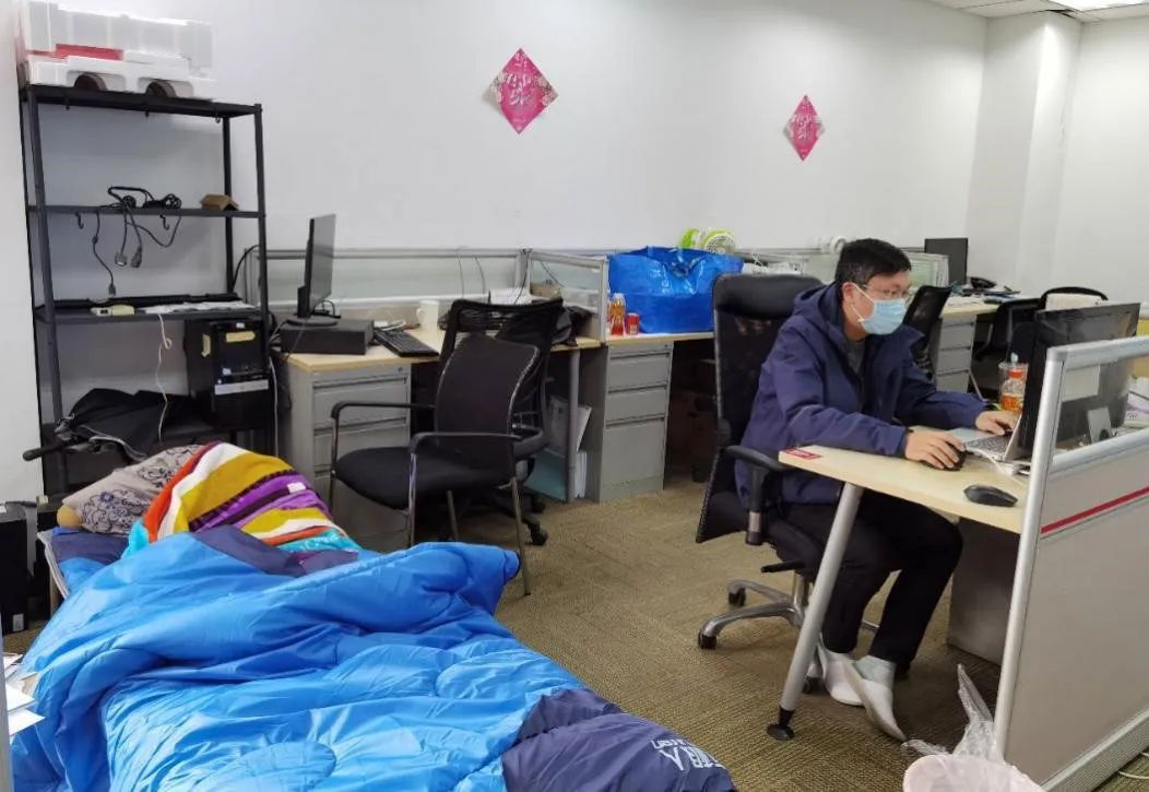 浦东！浦东！疫情凶猛，最美金融人深夜逆行， 通往世界的“血脉”畅通！休闲区蓝鸢梦想 - Www.slyday.coM