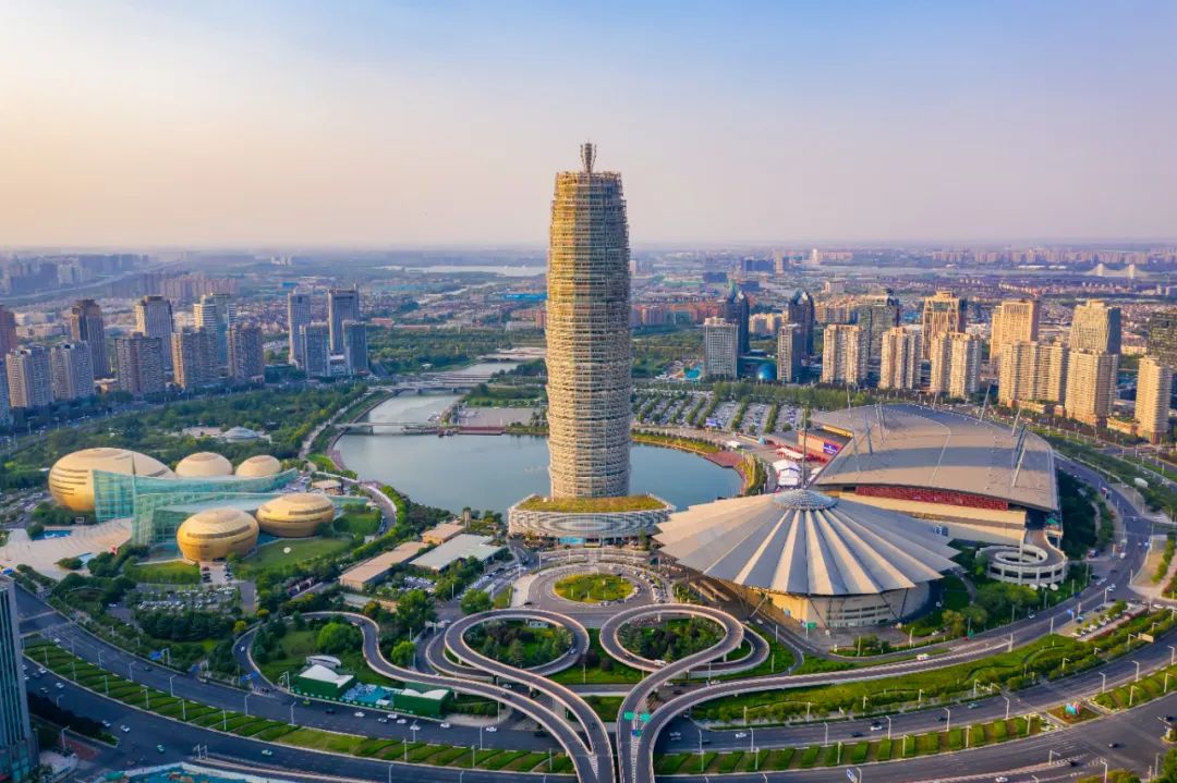 河南郑州郑东新区.本文图片&nbsp;中国新闻周刊