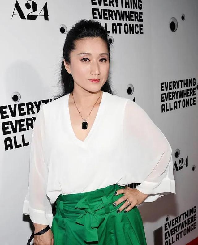 华裔武术指导和演员李静谈杨紫琼新片瞬息全宇宙