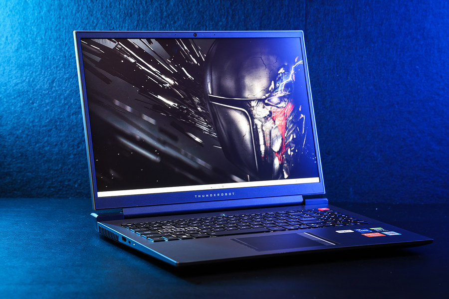 i7联袂满血版rtx3060红点奖游戏本雷神zero2022评测