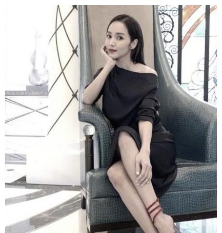 44岁的侯佩岑,人到中年,已经是两个孩子的妈,她凭什么被偏爱?休闲区蓝鸢梦想 - Www.slyday.coM 44岁的侯佩岑,人到中年,已经是两个孩子的妈,她凭什么被偏爱?休闲区蓝鸢梦想 - Www.slyday.coM