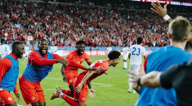 4比0!31分钟结束悬念!昔日足球荒漠成功圆梦,36年后再进世界杯休闲区蓝鸢梦想 - Www.slyday.coM