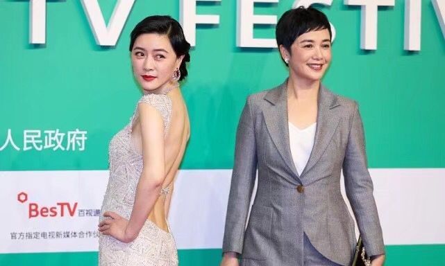 田海蓉蒋雯丽同框一荤一素成最大亮点两种女人的代表对比太强