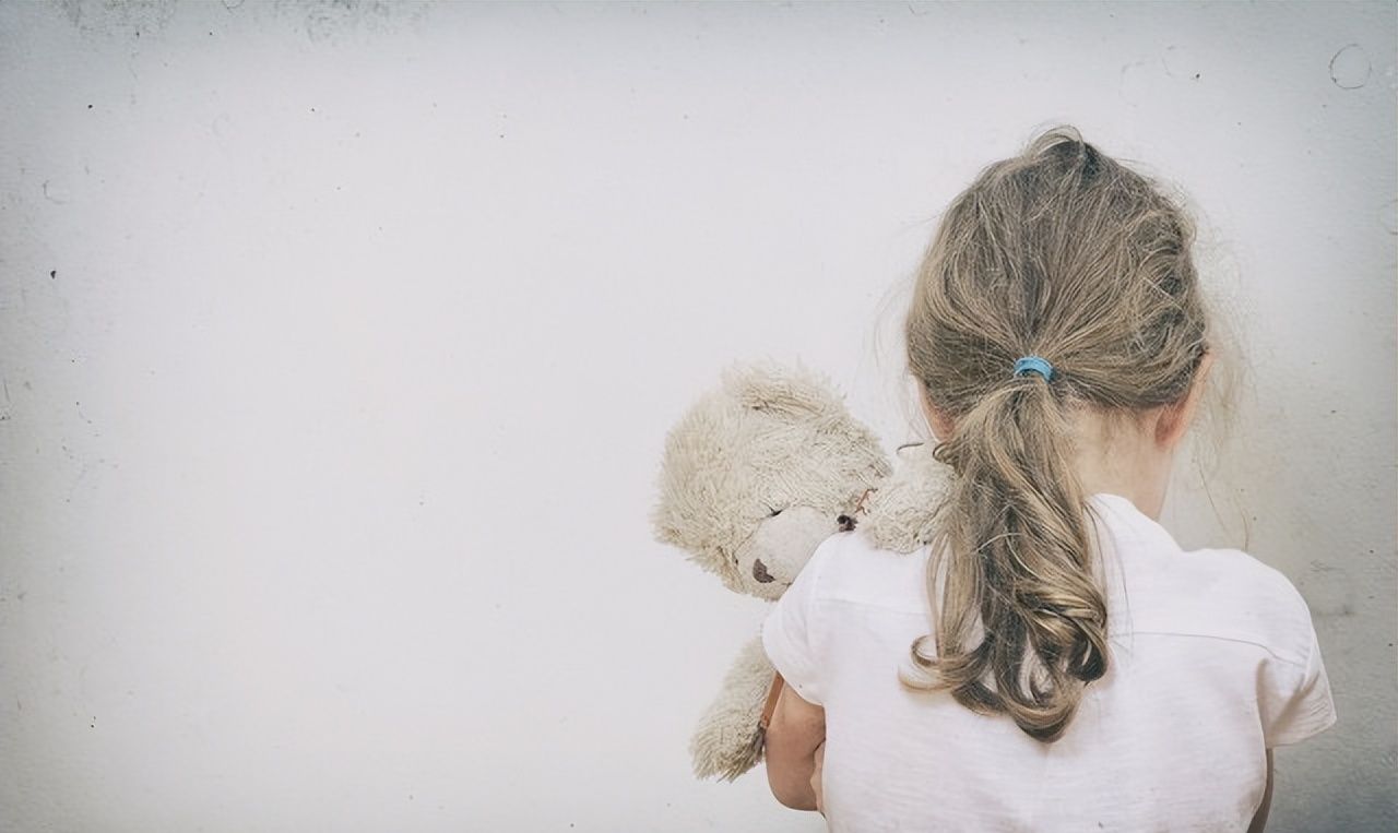 男子因痛打妻子遭同事反击离世,网友纷纷留言:总算看到阳间新闻休闲区蓝鸢梦想 - Www.slyday.coM 男子因痛打妻子遭同事反击离世,网友纷纷留言:总算看到阳间新闻休闲区蓝鸢梦想 - Www.slyday.coM