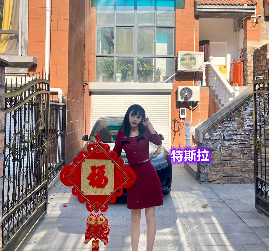 太卷了!江苏20岁女生被家人逼去相亲,拒绝后妈妈不给进家门休闲区蓝鸢梦想 - Www.slyday.coM 太卷了!江苏20岁女生被家人逼去相亲,拒绝后妈妈不给进家门休闲区蓝鸢梦想 - Www.slyday.coM