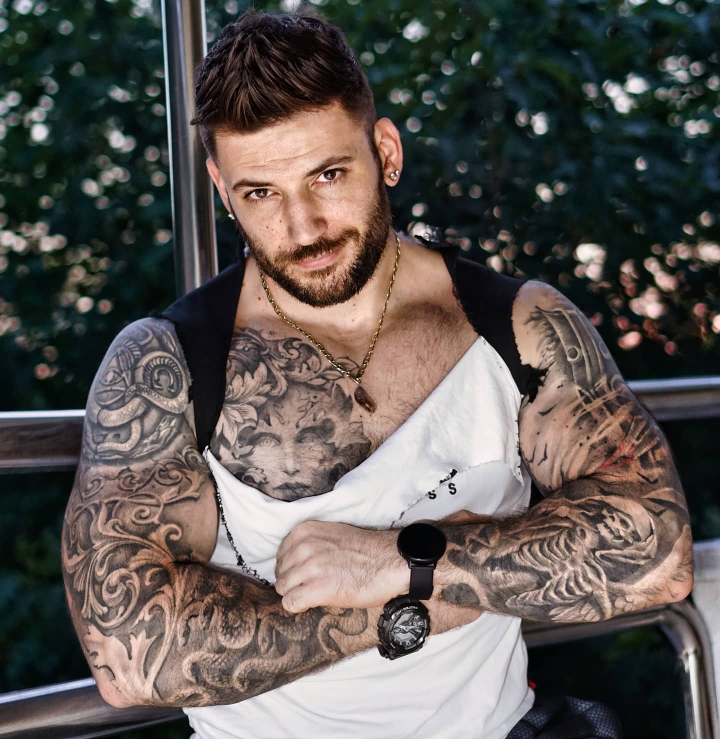 曾与赫敏谈恋爱!《哈利波特》粗犷平头小帅哥长大后男人味爆表