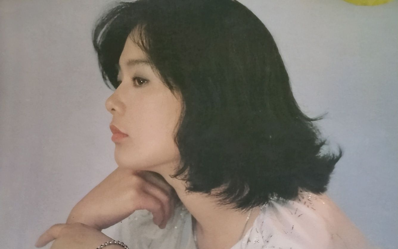 心居最让人窒息角色吴冕演技拿捏到位戏外嫁同窗恩爱至今