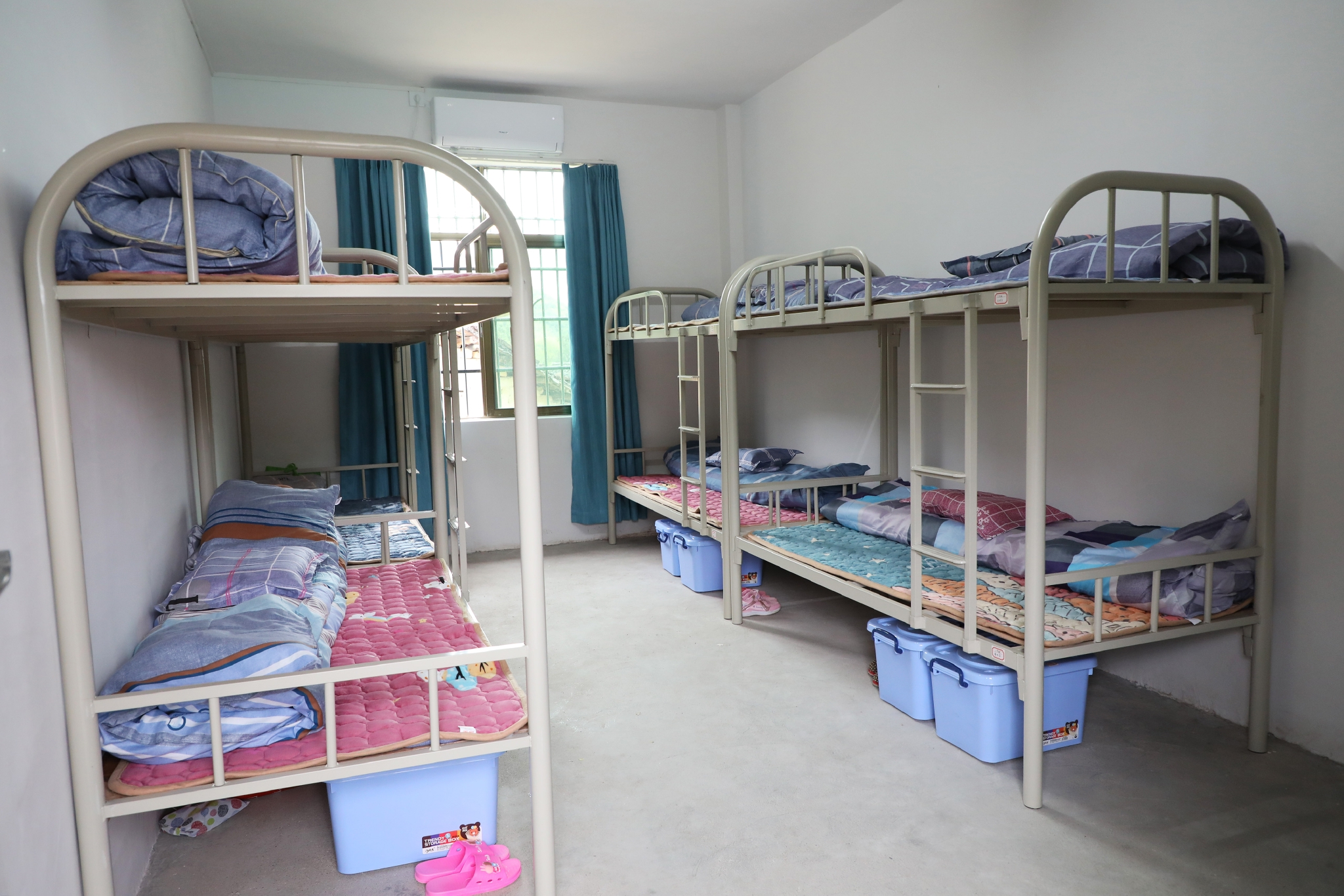 3月28日拍摄桥头小学新校园的学生宿舍.