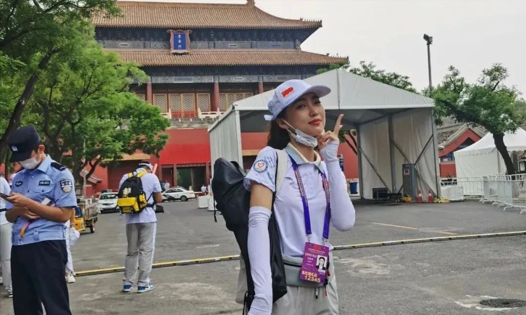 北科大再现女神学霸：貌美如花，学生会主席，还是专业第一名！休闲区蓝鸢梦想 - Www.slyday.coM