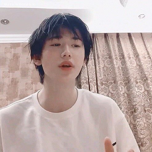 宋亚轩湿发合集9615谁能拒绝湿身芽芽?