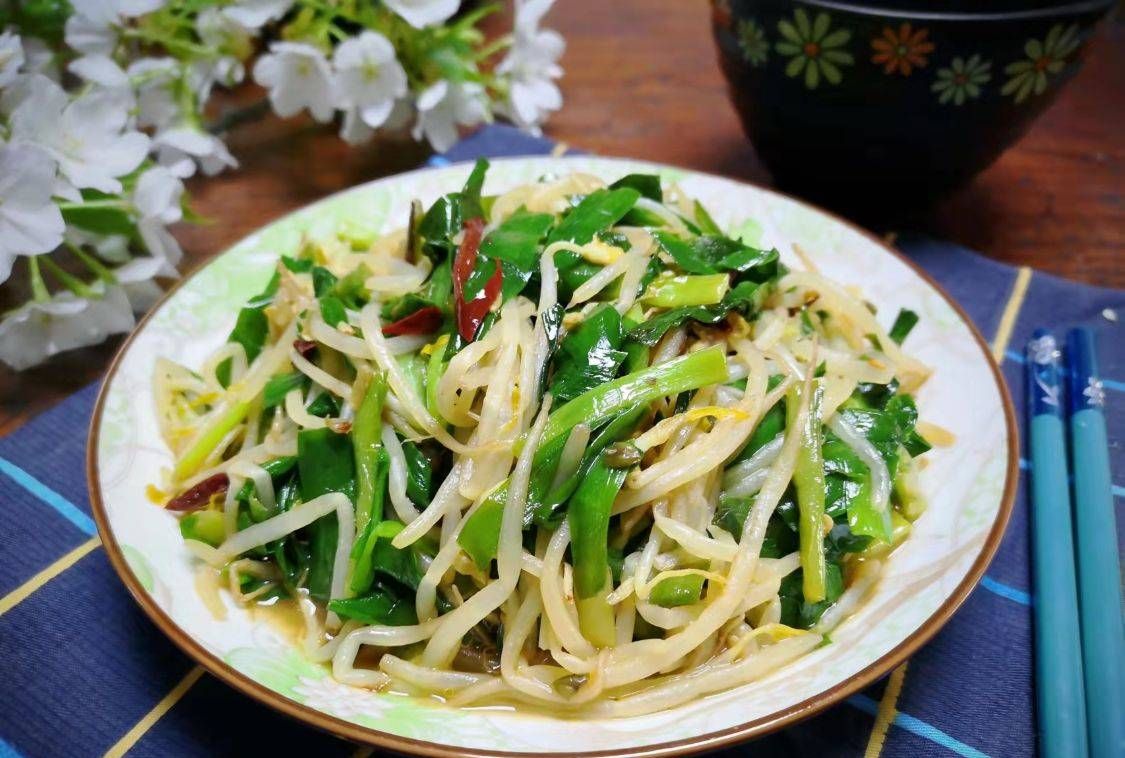 春天，我的晚餐就吃这一盘，清肠刮油又营养，吃撑到也会不长胖！休闲区蓝鸢梦想 - Www.slyday.coM