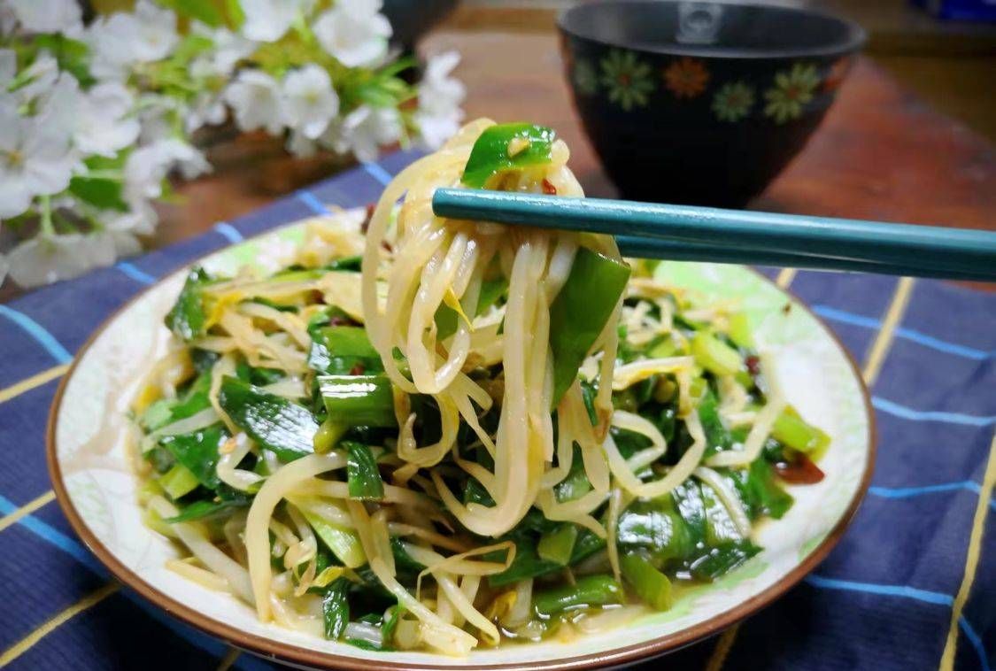 春天，我的晚餐就吃这一盘，清肠刮油又营养，吃撑到也会不长胖！休闲区蓝鸢梦想 - Www.slyday.coM