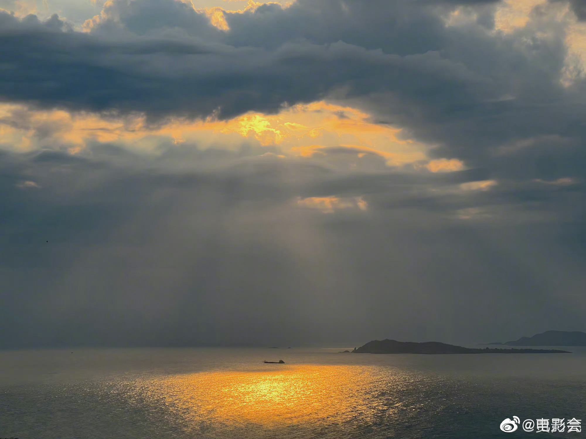 贾乃亮帅气天佐健身打卡照真的是太漂亮了吧风景