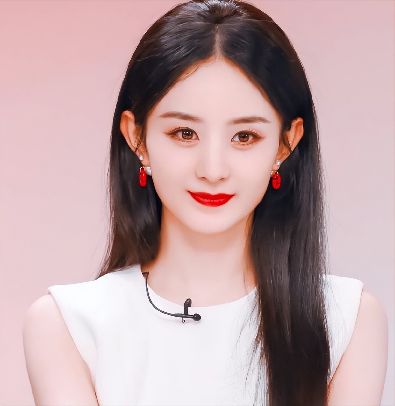 《谁是凶手》为赵丽颖发文:为偷漏税事件辟谣,给出最新回应休闲区蓝鸢梦想 - Www.slyday.coM 《谁是凶手》为赵丽颖发文:为偷漏税事件辟谣,给出最新回应休闲区蓝鸢梦想 - Www.slyday.coM