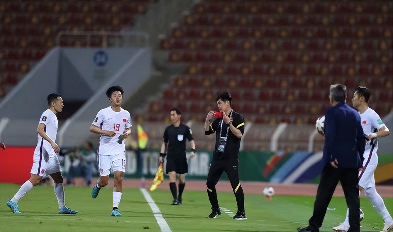 李霄鹏国足七十天感受,董路点评二李,杨旭称一人可带队进世界杯休闲区蓝鸢梦想 - Www.slyday.coM 李霄鹏国足七十天感受,董路点评二李,杨旭称一人可带队进世界杯休闲区蓝鸢梦想 - Www.slyday.coM