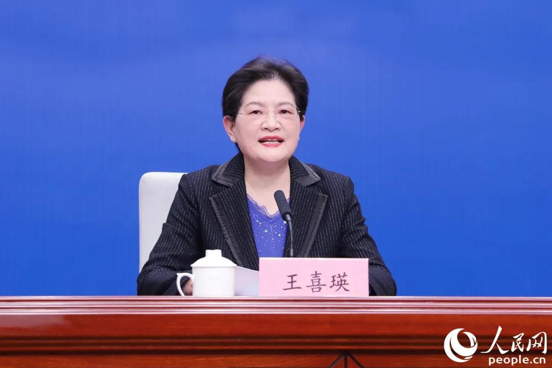 福建本轮疫情防控取得阶段性成效！你关心的“转码”、上学、保护市场主体等热点，这场发布会都回应了！休闲区蓝鸢梦想 - Www.slyday.coM