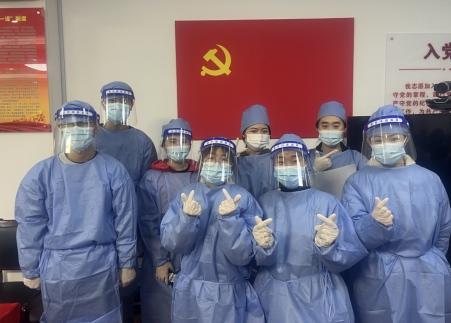 响应党的号召 德邦快递小哥变身大白 支援上海核酸抗原自测工作休闲区蓝鸢梦想 - Www.slyday.coM