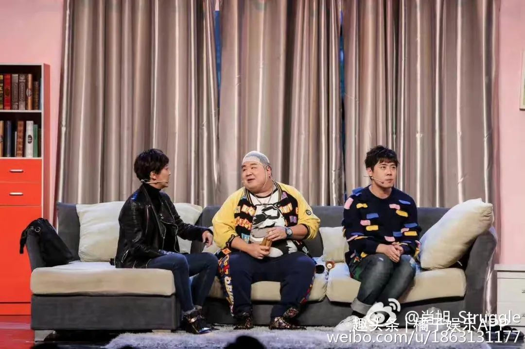 还记得我们都爱笑里的肖旭吗拍戏被嘲发福